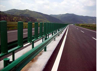 甘肅高速公路防撞護(hù)欄（波形護(hù)欄）